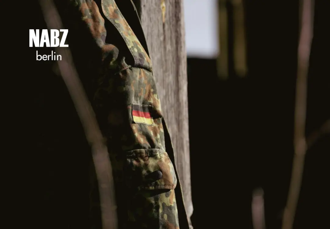 الزام دریافت مجوز خروج برای مردان آلمانی